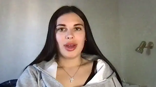 MoonriseGoddess online show from April 15, 2:50 pm