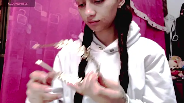 holy juli online show from January 11, 3:55 am