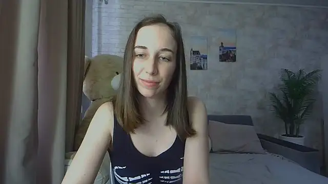 Snapshot of Anika_bloom chatting on October 8, 11:25 am Anika bloom online show from October 8, 11:25 am