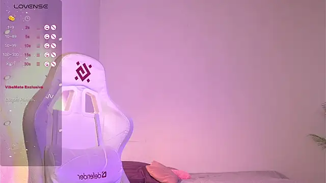 Snapshot of dragon_ink chatting on October 29, 7:23 am dragon ink online show from October 29, 7:23 am