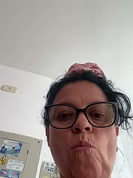 Sharongirl07 online show from November 19, 3:45 pm