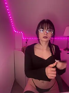 AdelinaAlia online show from March 28, 9:35 pm