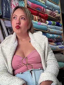 Snapshot of VIOLETA-25_ chatting on October 29, 4:20 pm VIOLETA-25  online show from October 29, 4:20 pm