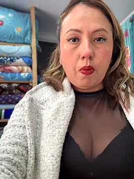 Snapshot of VIOLETA-25_ chatting on October 20, 3:04 pm VIOLETA-25  online show from October 20, 3:04 pm