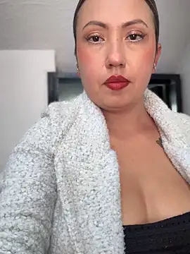 Snapshot of VIOLETA-25_ chatting on October 23, 4:24 pm VIOLETA-25  online show from October 23, 4:24 pm