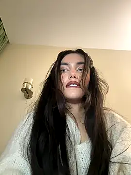 Sweet Khalifa  online show from November 1, 3:05 pm