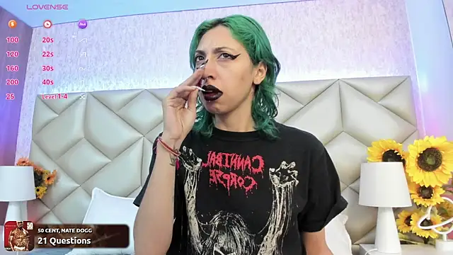 Snapshot of Im_gaia chatting on October 8, 12:42 pm Im gaia online show from October 8, 12:42 pm