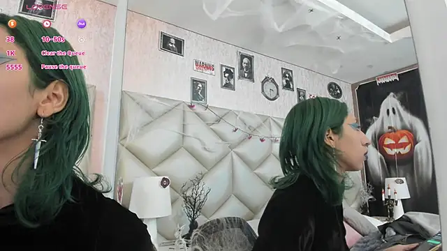 Snapshot of Im_gaia chatting on October 23, 1:06 pm Im gaia online show from October 23, 1:06 pm