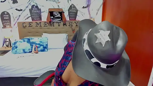 Edelaine rogers online show from October 31, 4:58 am