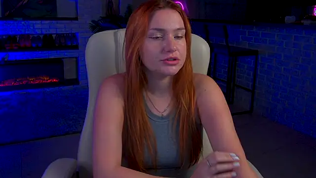 LisaElfy online show from September 23, 3:32 pm