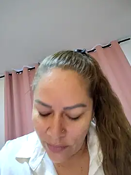 SluttyMilf79 online show from March 9, 10:13 pm