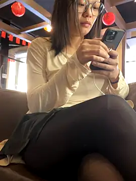 Bella0815 online show from November 25, 7:21 am