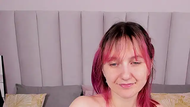 MiaKarlos online show from March 19, 1:43 am