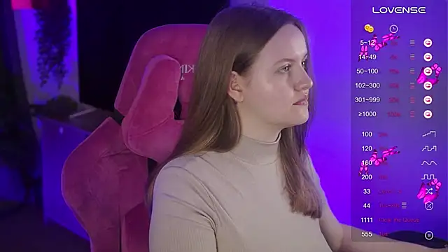 Snapshot of KellyPoter chatting on October 12, 9:55 am KellyPoter online show from October 12, 9:55 am