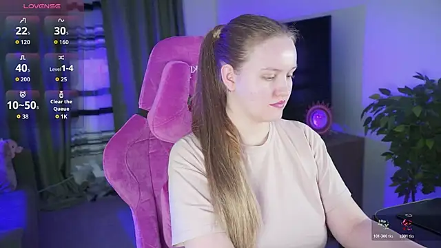 Snapshot of KellyPoter chatting on November 1, 9:24 am KellyPoter online show from November 1, 9:24 am