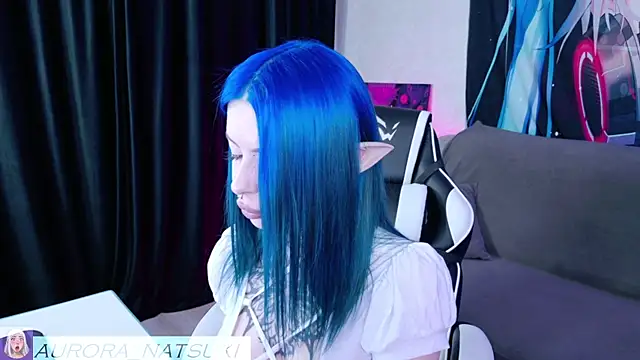 Snapshot of Aurora_Natsuki chatting on October 17, 7:28 pm Aurora Natsuki online show from October 17, 7:28 pm