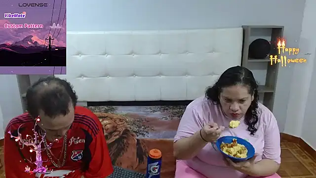 Candy and Jh0n online show from October 7, 3:33 am