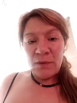 Skylar-Vox- online show from September 20, 3:10 pm