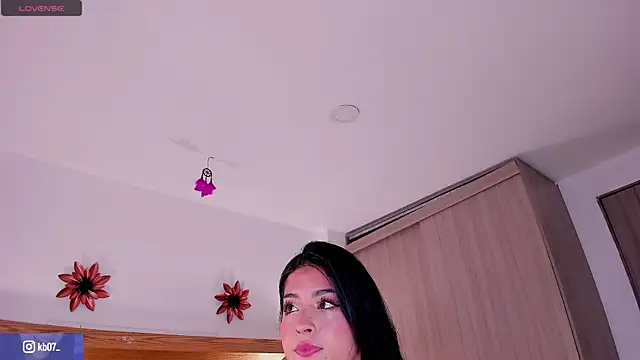 Snapshot of kimberly_latin chatting on October 5, 6:24 pm kimberly latin online show from October 5, 6:24 pm