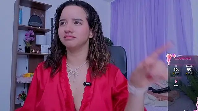 emilyrouxe online show from February 4, 5:16 pm