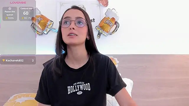 Snapshot of nataliiiiia chatting on September 24, 12:48 pm nataliiiiia online show from September 24, 12:48 pm