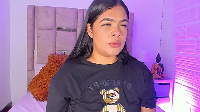 EmmaBecket2 online show from October 26, 3:35 am