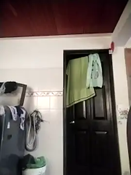 Lucianaferro  online show from November 27, 3:37 pm