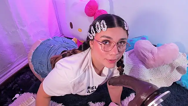 Isa belaa online show from April 15, 7:58 pm