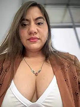 Snapshot of Iam__Cristal chatting on September 17, 10:19 pm Iam  Cristal online show from September 17, 10:19 pm