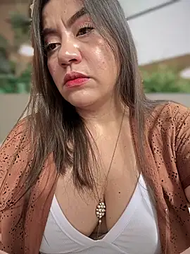 Snapshot of Iam__Cristal chatting on September 30, 8:24 pm Iam  Cristal online show from September 30, 8:24 pm