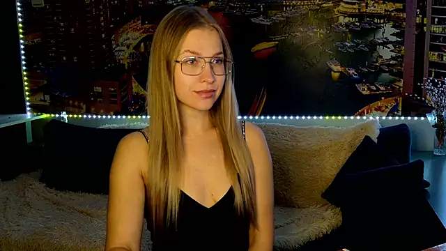 Snapshot of pusyavykusya chatting on October 25, 6:48 pm pusyavykusya online show from October 25, 6:48 pm