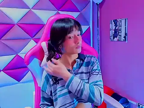 Danny Face online show from October 3, 1:49 pm