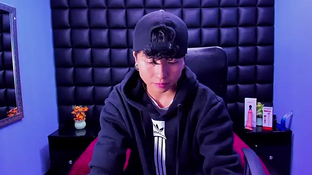 Im Mathias online show from October 2, 4:12 pm