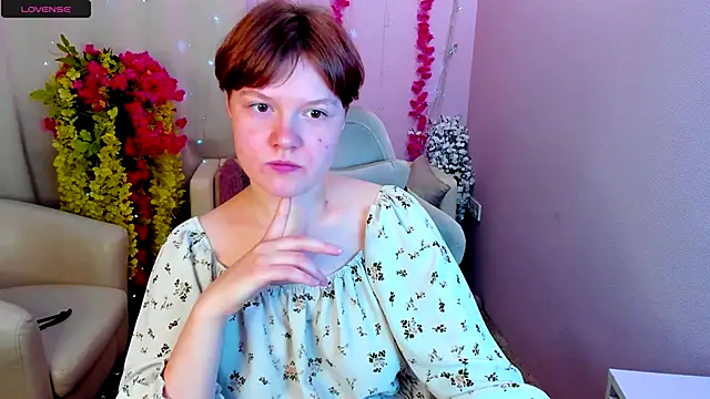 DreamyLuna online show from September 19, 8:41 pm