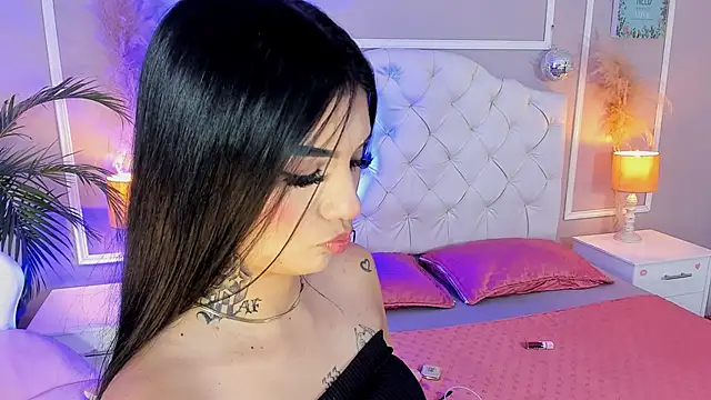 scarlet hill online show from October 30, 1:56 pm