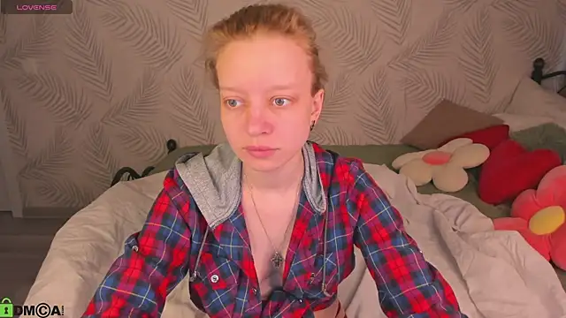 Michelle Blond online show from April 4, 8:02 am