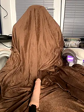 Snapshot of Miss_chiks chatting on October 1, 5:07 pm Miss chiks online show from October 1, 5:07 pm