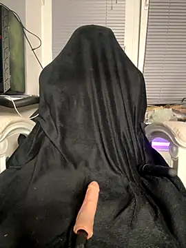 Snapshot of Miss_chiks chatting on September 21, 4:05 pm Miss chiks online show from September 21, 4:05 pm