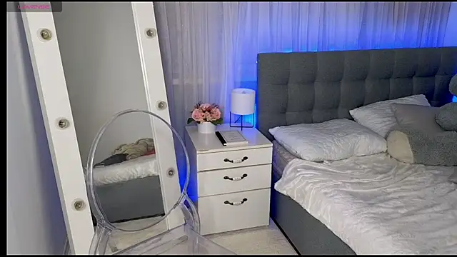 CooperAllana online show from December 2, 8:16 am