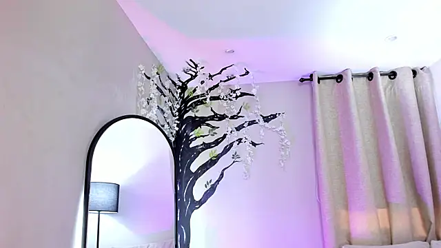 ebbafernandez  online show from January 17, 12:34 pm