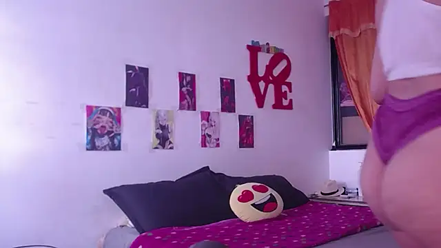 gigiqueen 18 online show from October 21, 3:49 pm