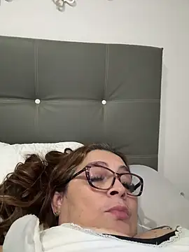 AntonellaAlondra4 online show from February 3, 3:37 am