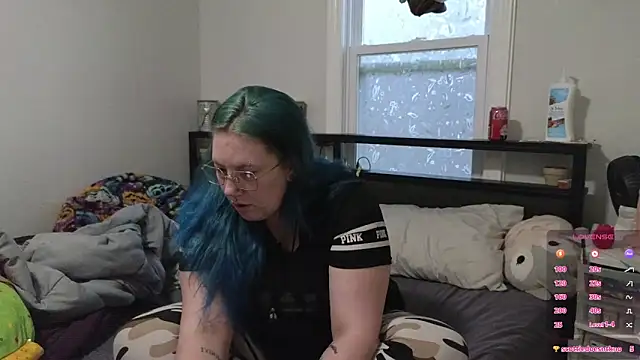 ThickGirlsDoItBetter online show from March 31, 10:54 pm