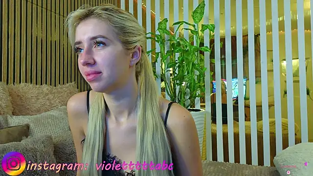 -Violetttttka online show from September 14, 8:51 pm