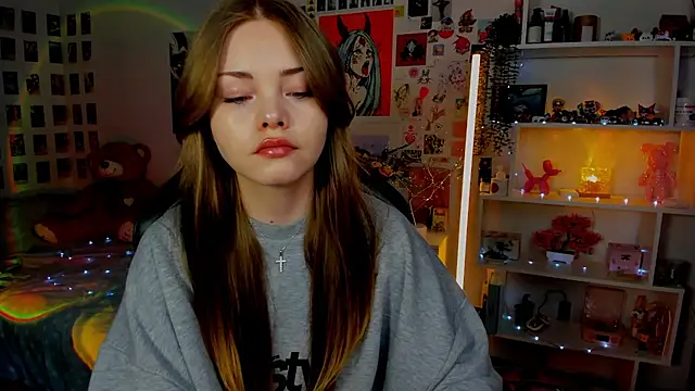 AkiraKatsu online show from April 25, 11:13 am