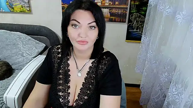 Snapshot of Lady_Boom_Wild_ chatting on October 15, 5:04 pm Lady Boom Wild online show from October 15, 5:04 pm