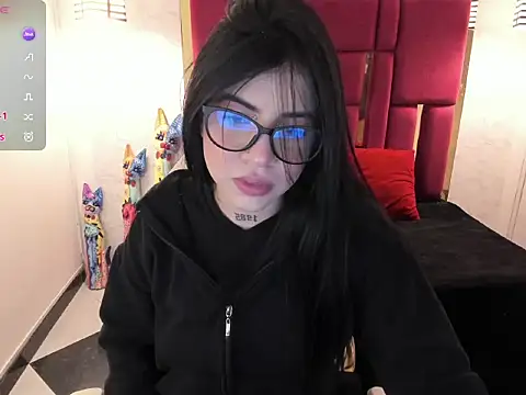 Violet m online show from October 14, 1:46 pm