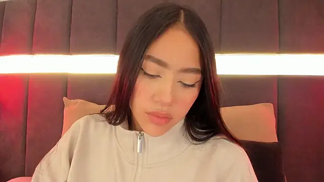 Snapshot of nicolle_pierce chatting on September 22, 12:25 pm nicolle pierce online show from September 22, 12:25 pm