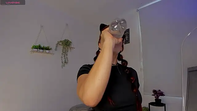 sara sweet9 online show from March 14, 5:58 pm