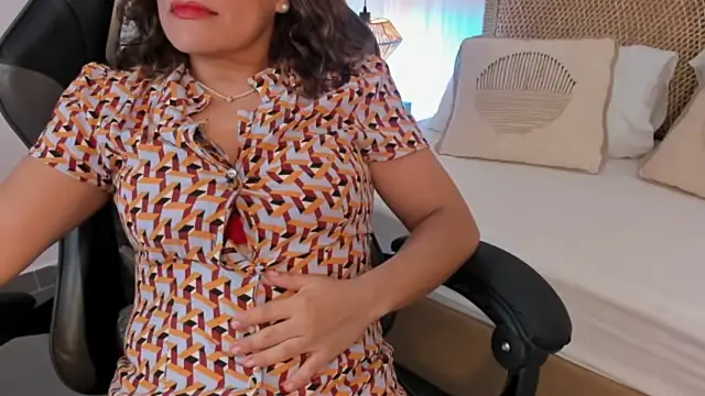 gipsela gomez online show from March 23, 7:31 pm